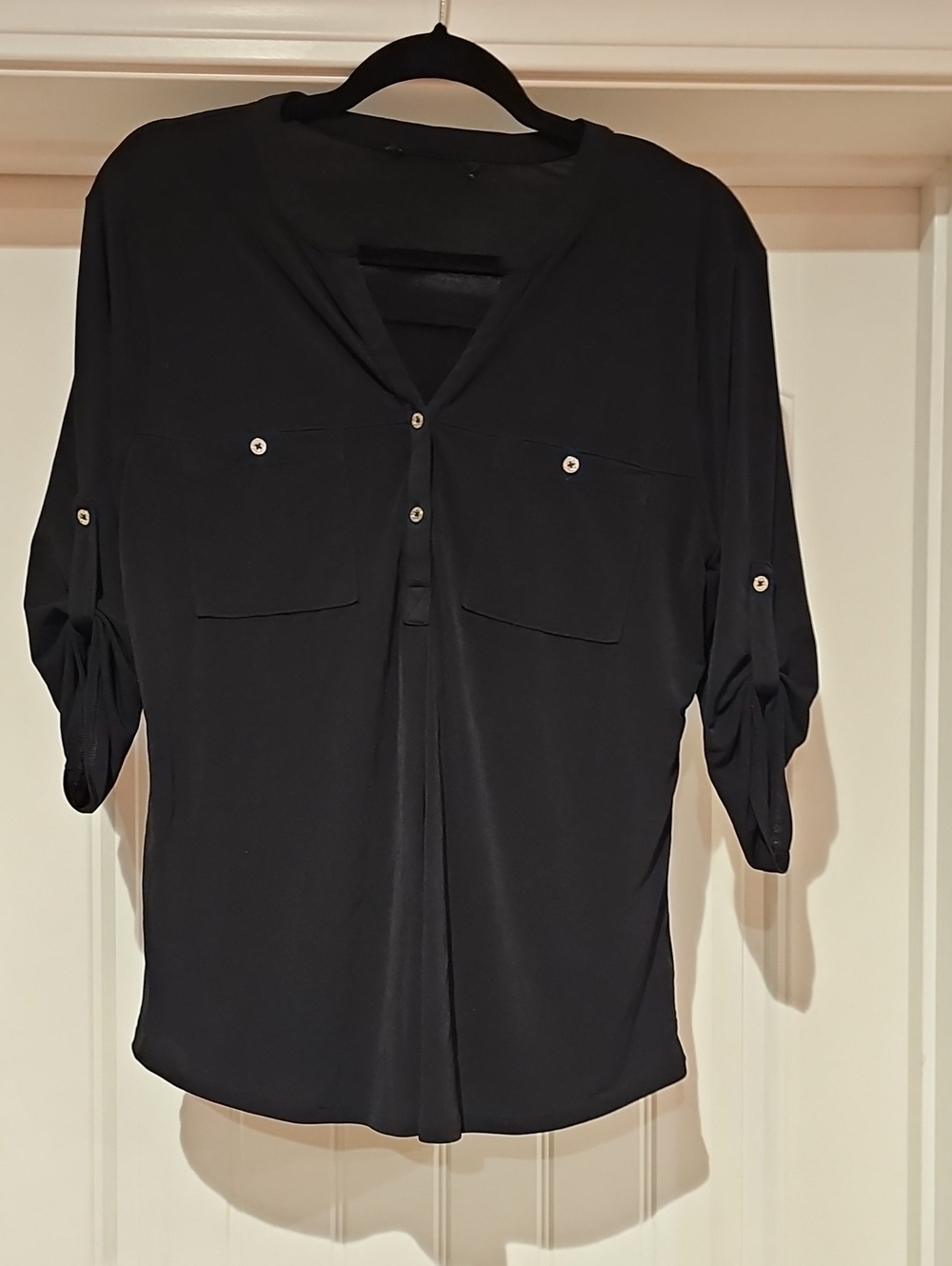 Classic Black V-Neck Ellen Tracy Roll-Sleeve Women’s Top